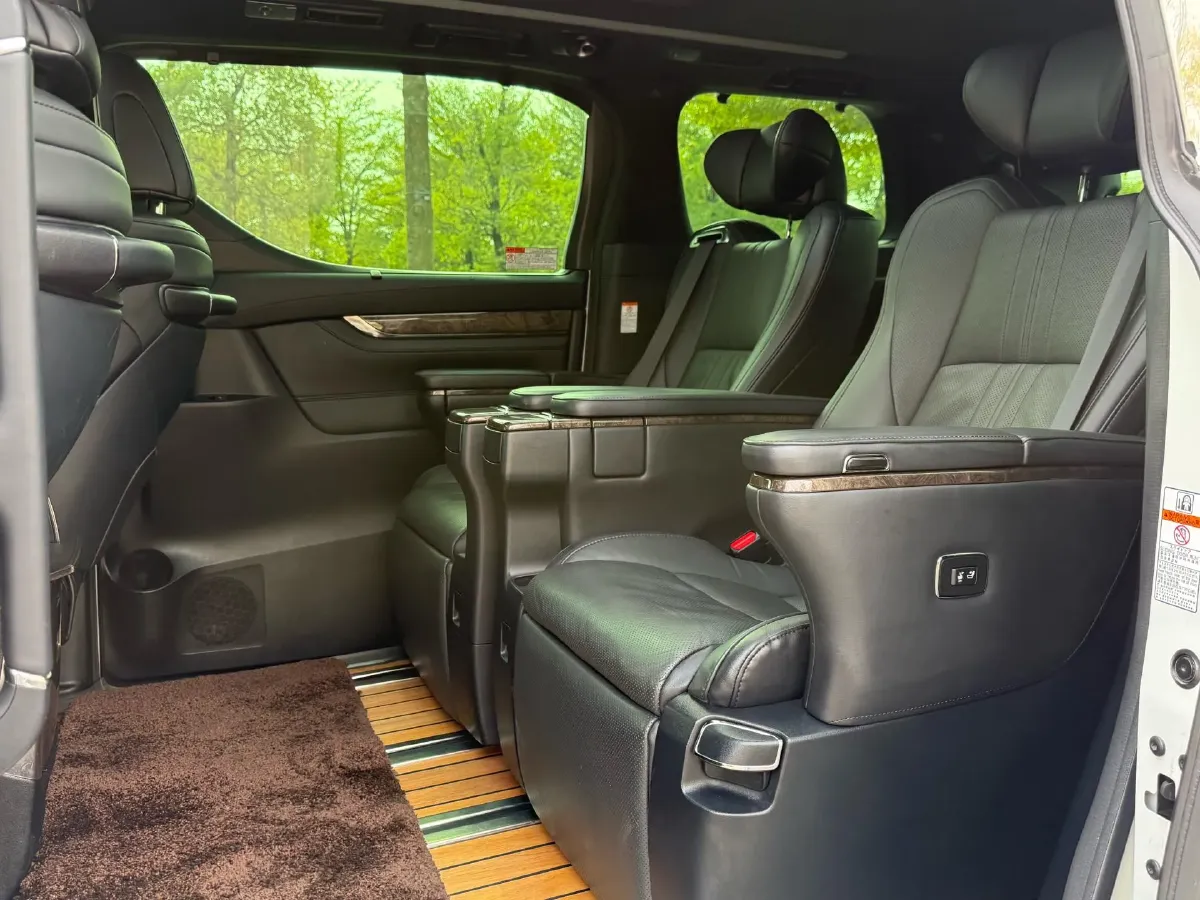 2020 Toyota Alphard 2.5L 117HP L4 E-CVT Hybrid,autocango,china used car exporter,china ev exporter,chinese used car exporter,chinese used ev exporter