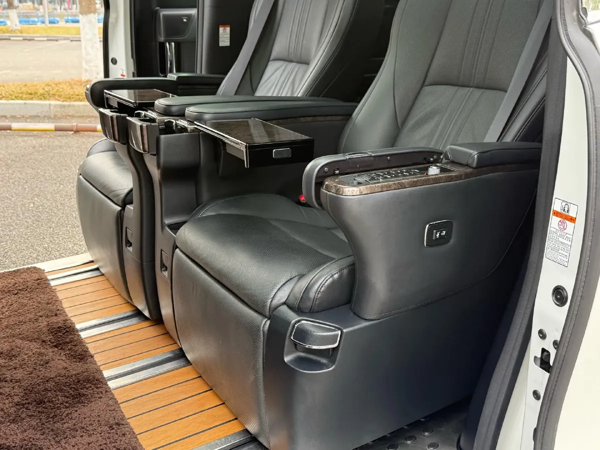 2020 Toyota Alphard 2.5L 117HP L4 E-CVT Hybrid,autocango,china used car exporter,china ev exporter,chinese used car exporter,chinese used ev exporter