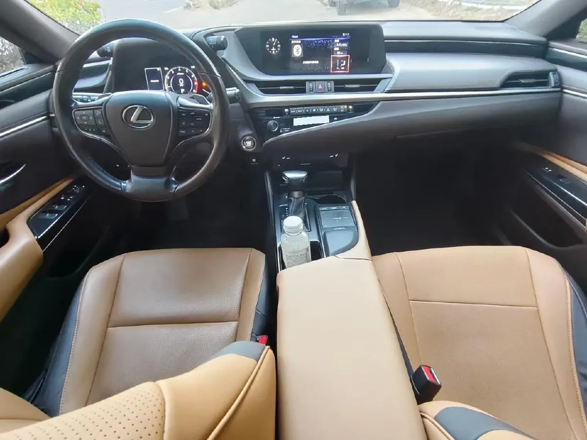 2020 Lexus ES 2.0L 173HP L4 CVT,autocango,china used car exporter,china ev exporter,chinese used car exporter,chinese used ev exporter