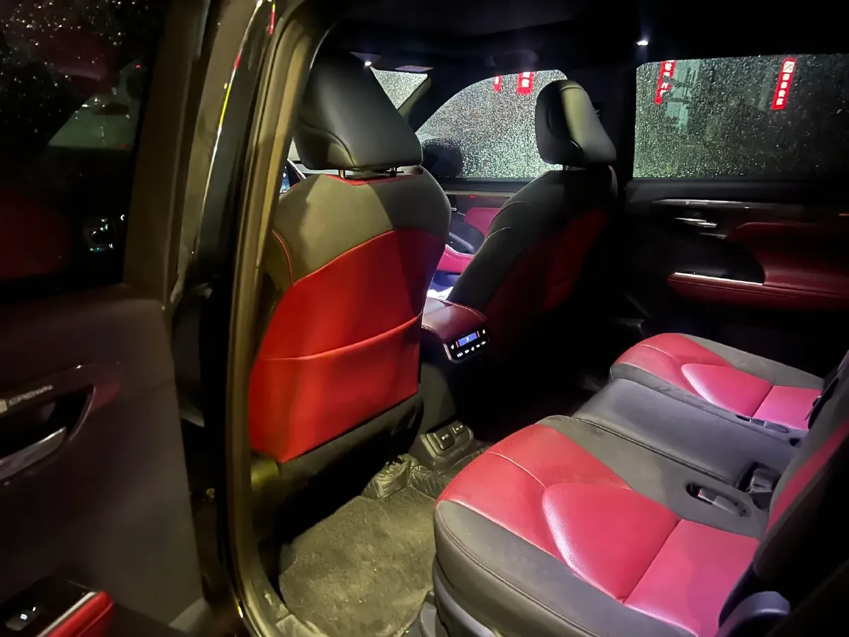 2024 Toyota Crown Kluger 2.5L 189HP L4 E-CVT Hybrid,autocango,china used car exporter,china ev exporter,chinese used car exporter,chinese used ev exporter