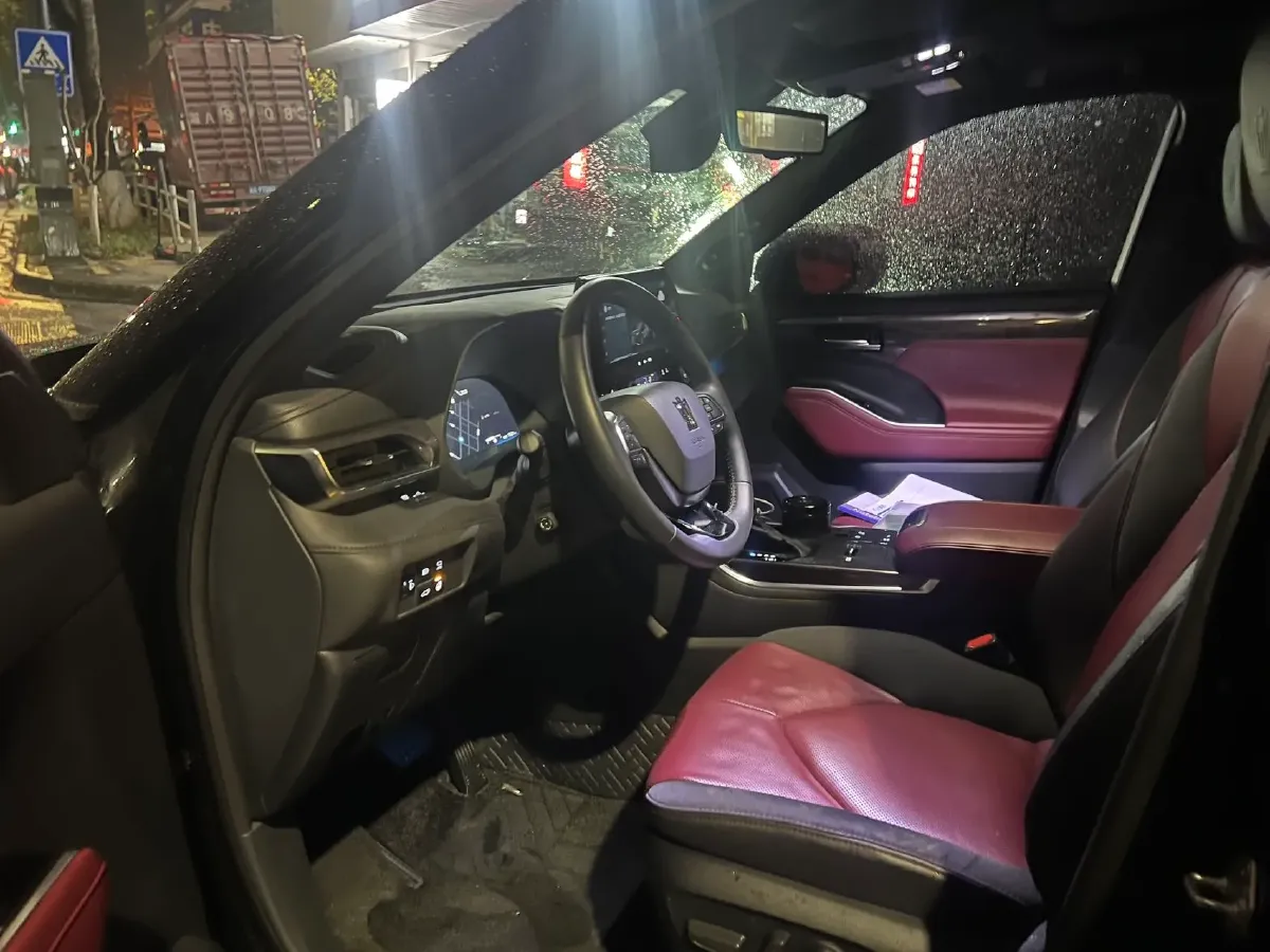 2024 Toyota Crown Kluger 2.5L 189HP L4 E-CVT Hybrid,autocango,china used car exporter,china ev exporter,chinese used car exporter,chinese used ev exporter