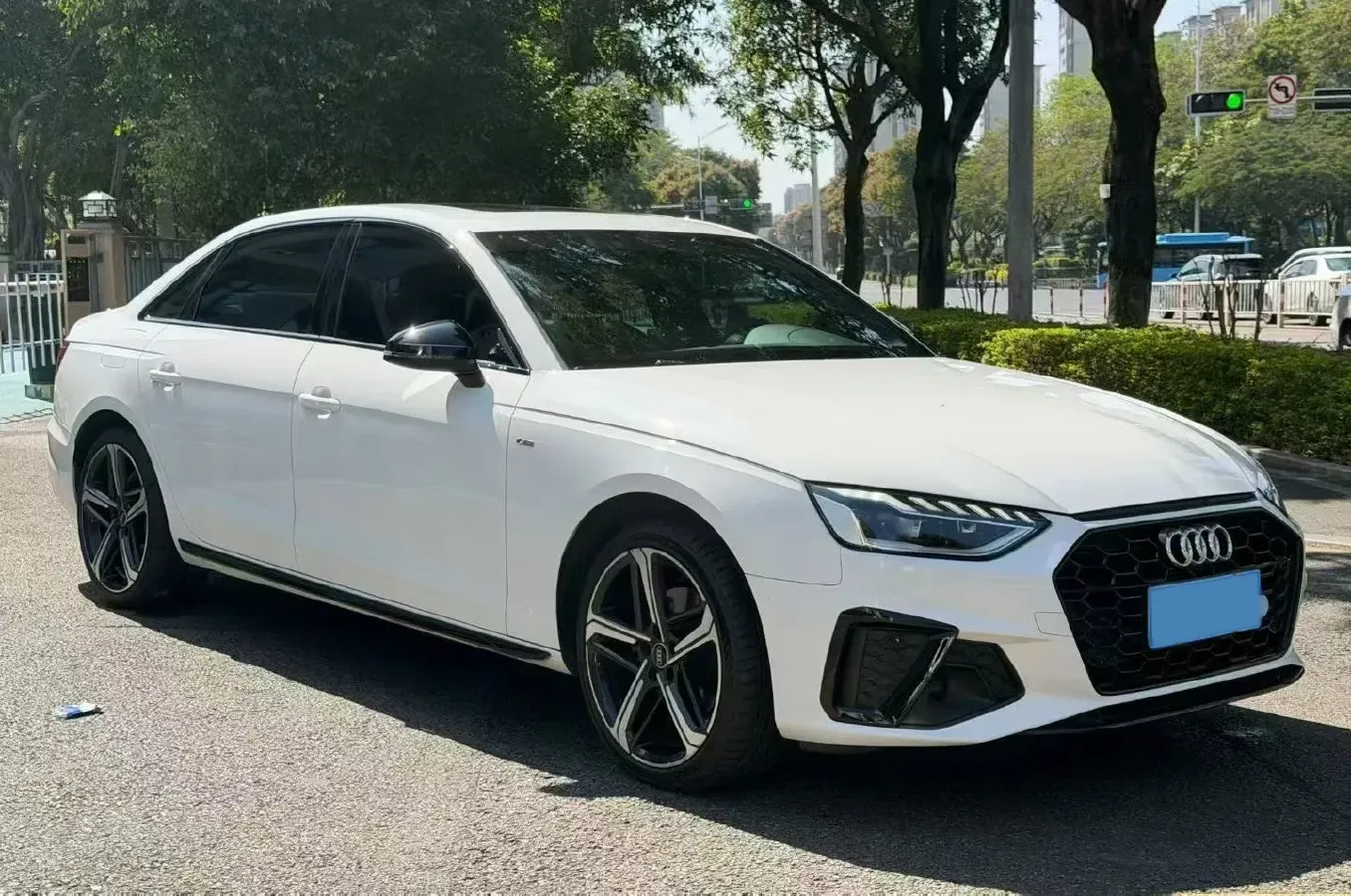 2024 Audi A4L 2.0T 190HP L4 7DCT,autocango,china used car exporter,china ev exporter,chinese used car exporter,chinese used ev exporter