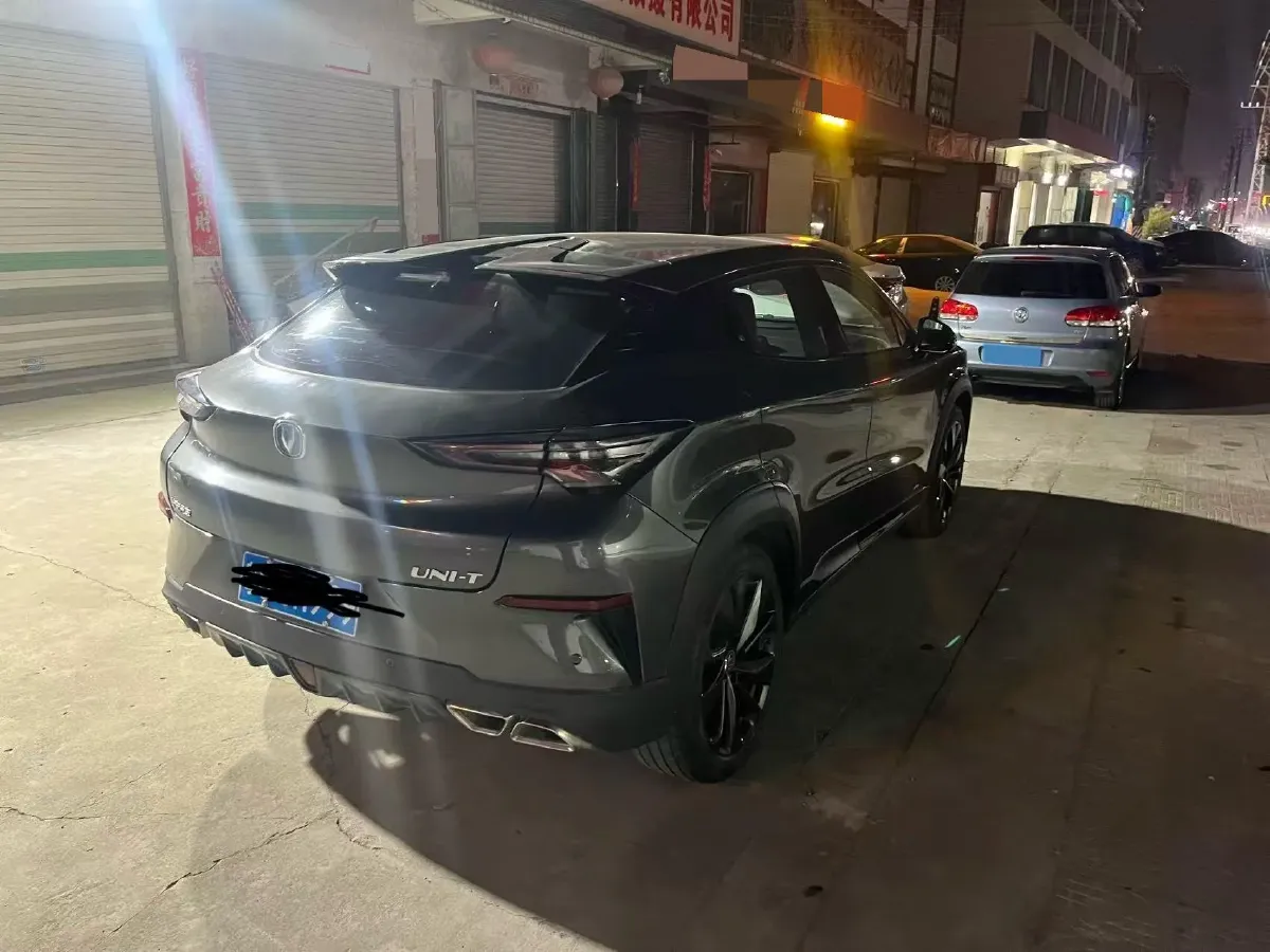 2020 ChangAn UNI-T 1.5T 180HP L4 7DCT,autocango,china used car exporter,china ev exporter,chinese used car exporter,chinese used ev exporter