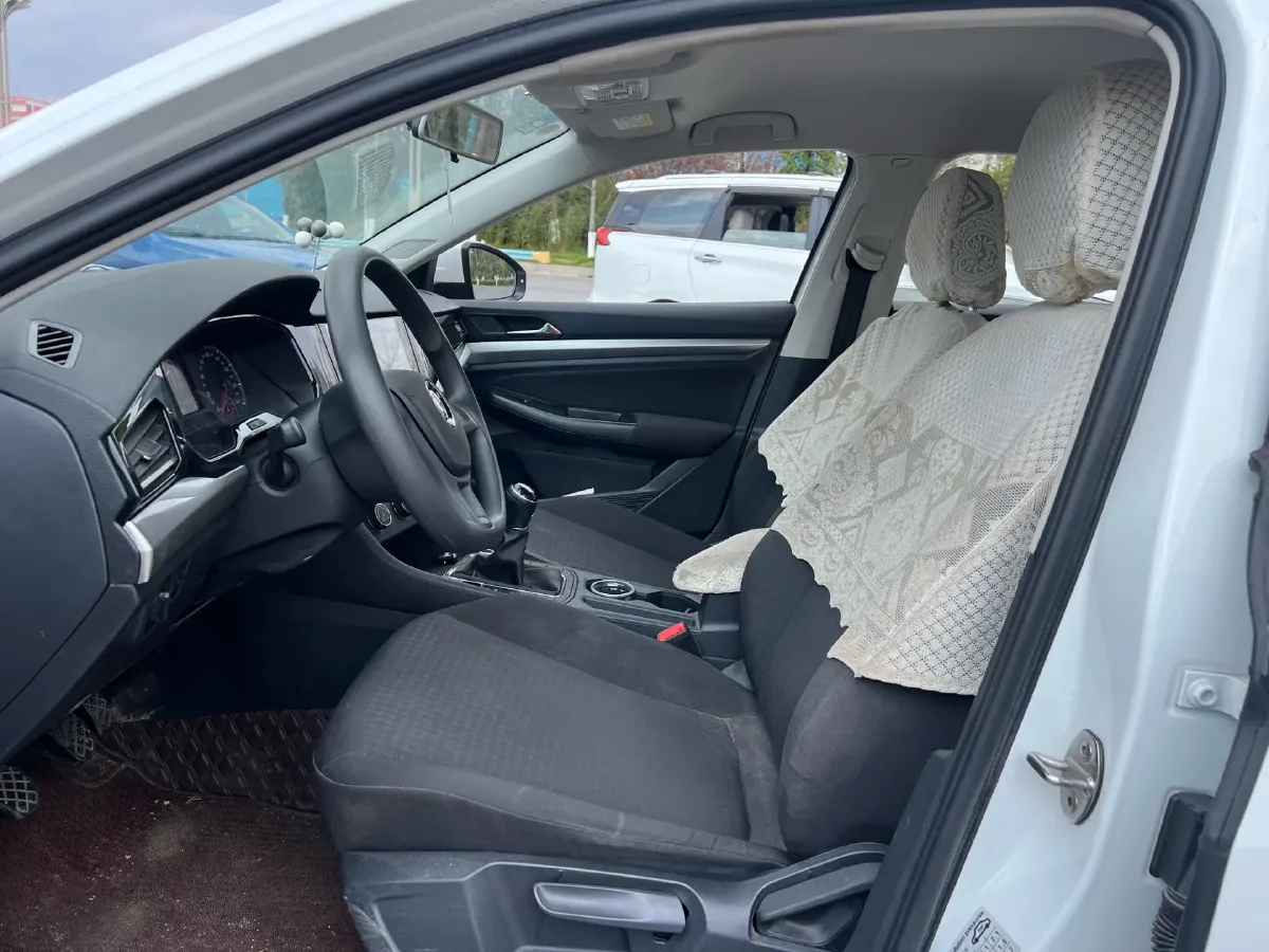 2020 Volkswagen Bora 1.5L 113HP L4 5MT,autocango,china used car exporter,china ev exporter,chinese used car exporter,chinese used ev exporter