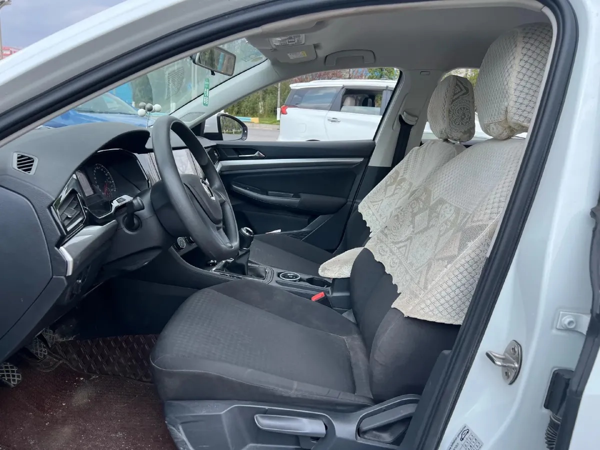 2020 Volkswagen Bora 1.5L 113HP L4 5MT,autocango,china used car exporter,china ev exporter,chinese used car exporter,chinese used ev exporter