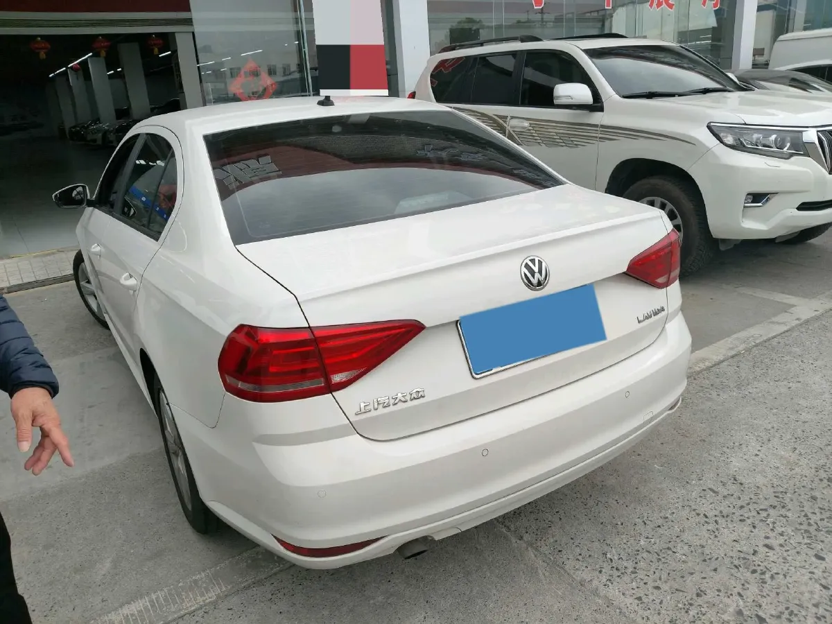 2017 Volkswagen Lavida 1.6L 110HP L4 6AT,autocango,china used car exporter,china ev exporter,chinese used car exporter,chinese used ev exporter