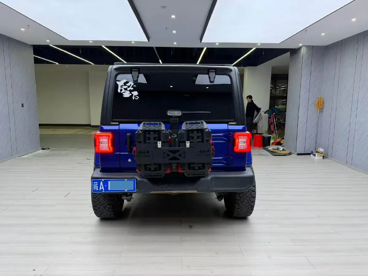 2018 Jeep Wrangler 2.0T 266HP L4 8AT,autocango,china used car exporter,china ev exporter,chinese used car exporter,chinese used ev exporter