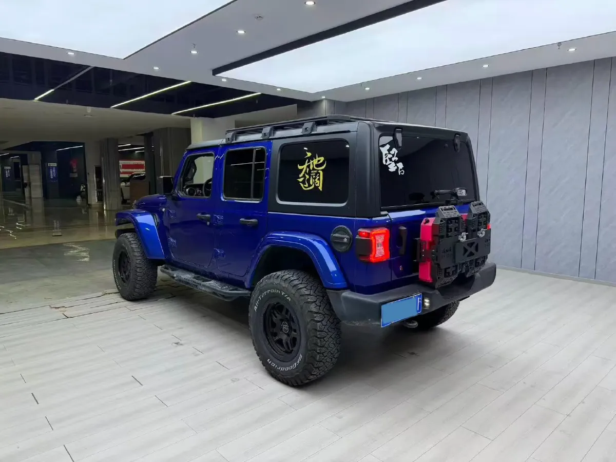 2018 Jeep Wrangler 2.0T 266HP L4 8AT,autocango,china used car exporter,china ev exporter,chinese used car exporter,chinese used ev exporter
