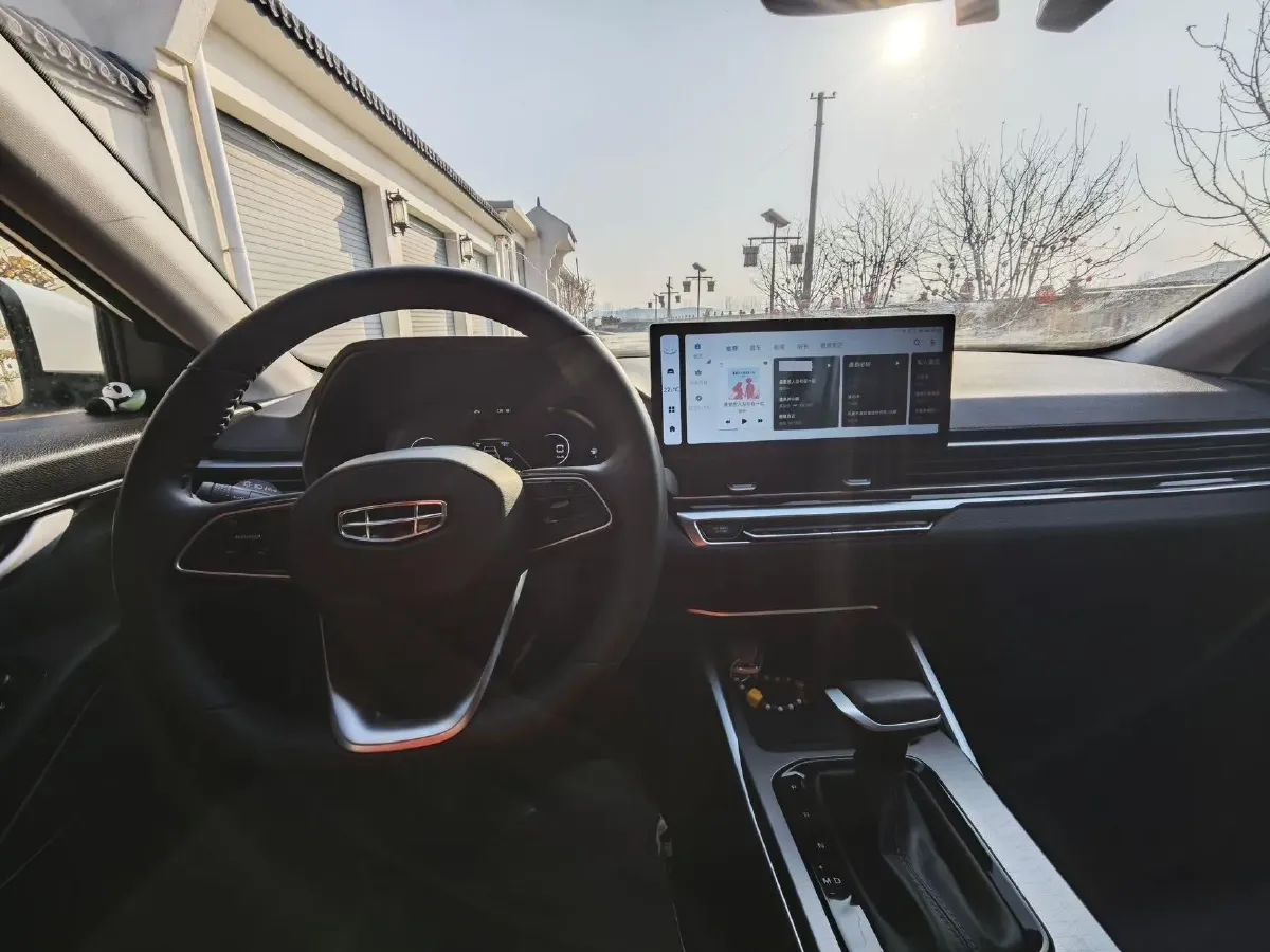 2023 Geely Emgrand 1.5L 127HP L4 CVT,autocango,china used car exporter,china ev exporter,chinese used car exporter,chinese used ev exporter