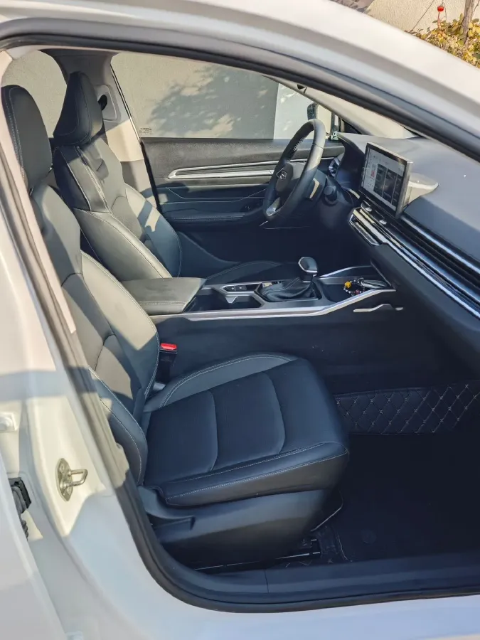 2023 Geely Emgrand 1.5L 127HP L4 CVT,autocango,china used car exporter,china ev exporter,chinese used car exporter,chinese used ev exporter