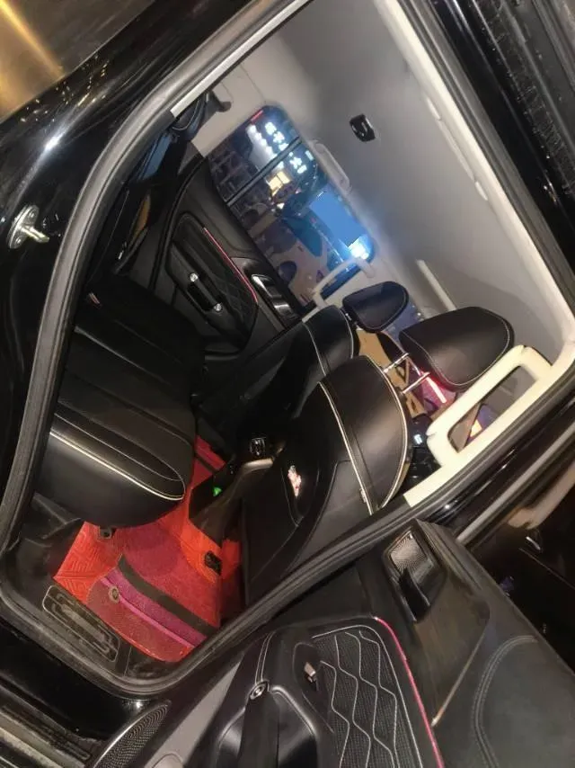 2021 Tank 300 2.0T 227HP L4 8AT,autocango,china used car exporter,china ev exporter,chinese used car exporter,chinese used ev exporter