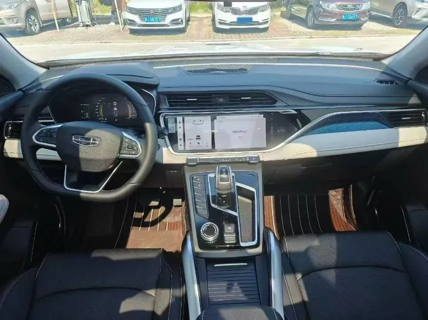 2022 Geely Azkarra 1.8T 184HP L4 7DCT,autocango,china used car exporter,china ev exporter,chinese used car exporter,chinese used ev exporter