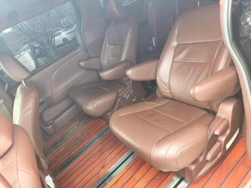 2019 Toyota Camry 2.0L 178HP L4 CVT,autocango,china used car exporter,china ev exporter,chinese used car exporter,chinese used ev exporter