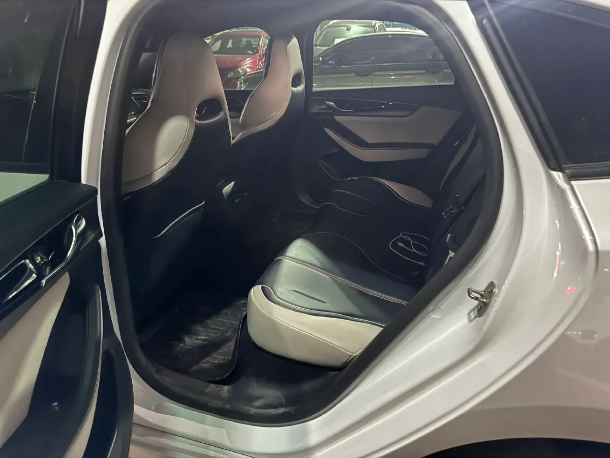 2021 Haval F7 1.5T 169HP L4 7DCT,autocango,china used car exporter,china ev exporter,chinese used car exporter,chinese used ev exporter