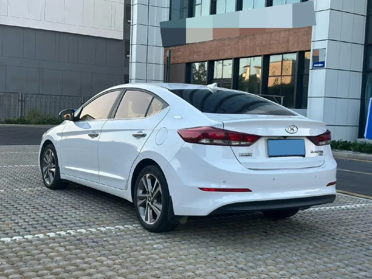 2016 Hyundai Elantra 1.6L 130HP L4 6AT,autocango,china used car exporter,china ev exporter,chinese used car exporter,chinese used ev exporter