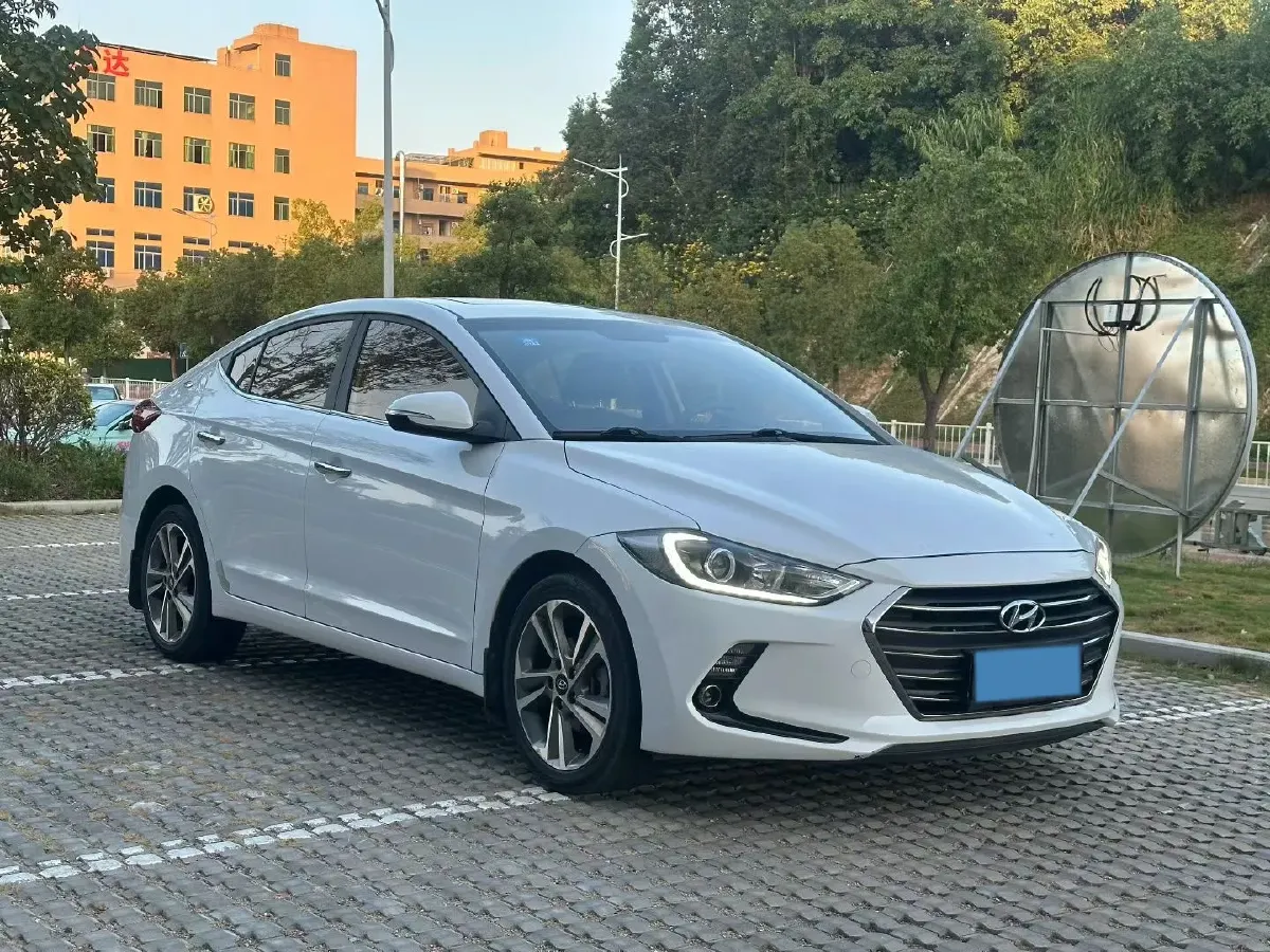 2016 Hyundai Elantra 1.6L 130HP L4 6AT,autocango,china used car exporter,china ev exporter,chinese used car exporter,chinese used ev exporter