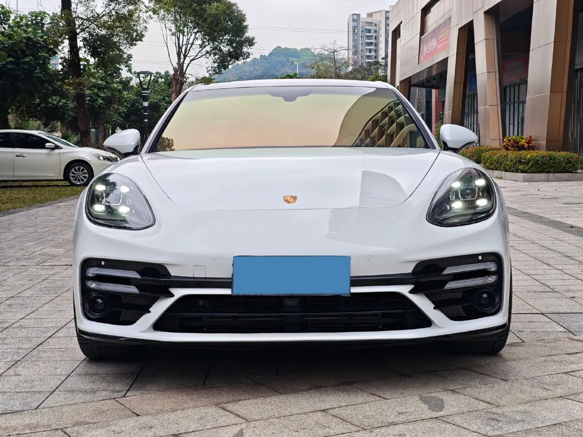 2017 BMW X6 3.0T 306HP L6 8AT,autocango,china used car exporter,china ev exporter,chinese used car exporter,chinese used ev exporter