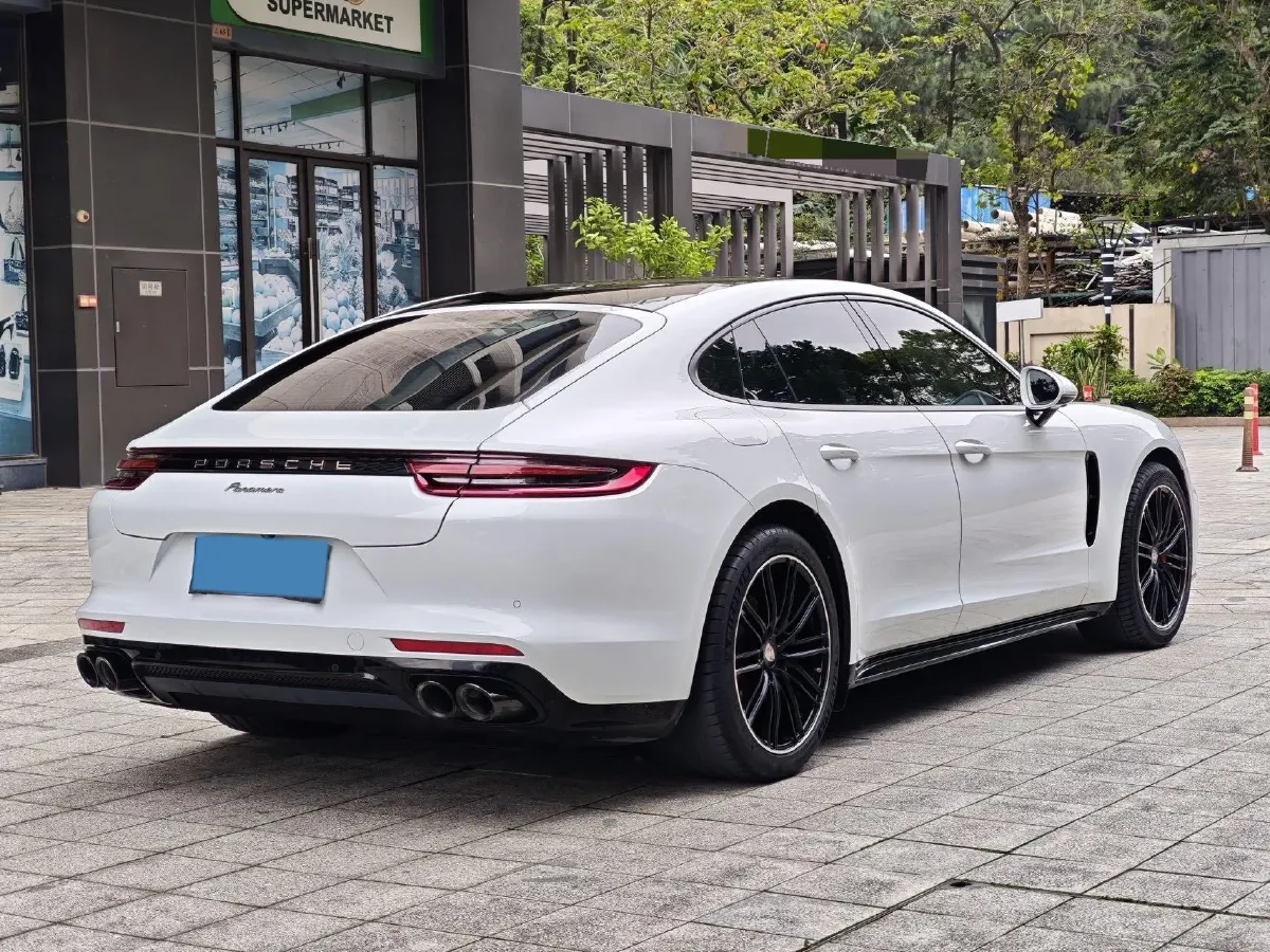 2017 BMW X6 3.0T 306HP L6 8AT,autocango,china used car exporter,china ev exporter,chinese used car exporter,chinese used ev exporter