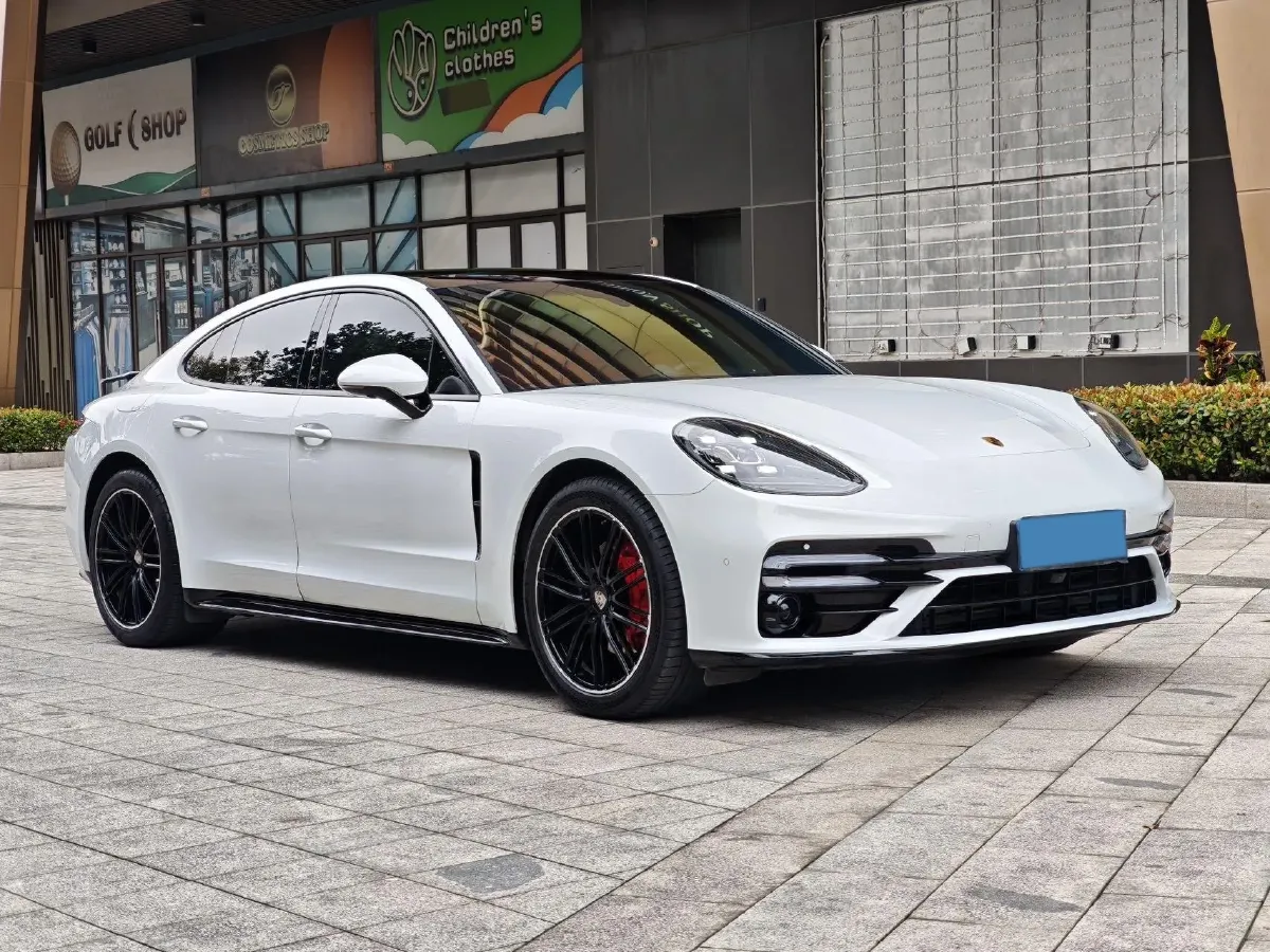 2017 BMW X6 3.0T 306HP L6 8AT,autocango,china used car exporter,china ev exporter,chinese used car exporter,chinese used ev exporter