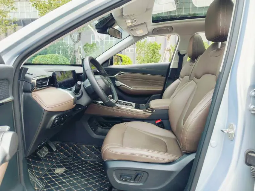 2024 GAC Trumpchi GS4 1.5T 177HP L4 7DCT,autocango,china used car exporter,china ev exporter,chinese used car exporter,chinese used ev exporter