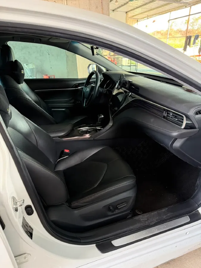 2019 Toyota Camry 2.0L 178HP L4 CVT,autocango,china used car exporter,china ev exporter,chinese used car exporter,chinese used ev exporter