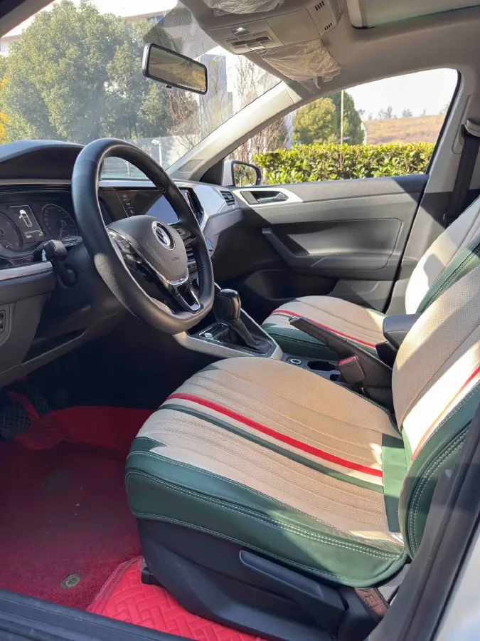 2021 Haval H6 1.5T 169HP L4 7DCT,autocango,china used car exporter,china ev exporter,chinese used car exporter,chinese used ev exporter