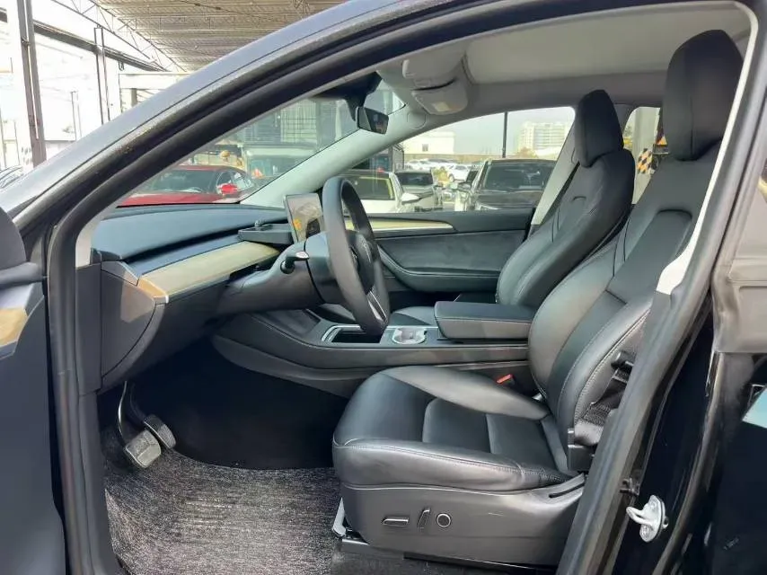 2022 Tesla Model Y BEV 60KWH,autocango,china used car exporter,china ev exporter,chinese used car exporter,chinese used ev exporter