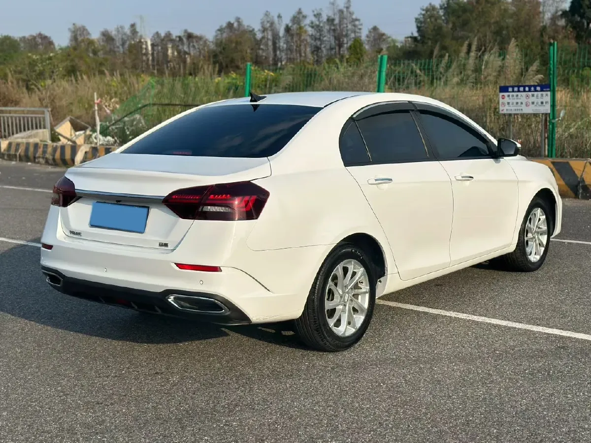 2021 Geely Emgrand 1.5L 109HP L4 CVT,autocango,china used car exporter,china ev exporter,chinese used car exporter,chinese used ev exporter