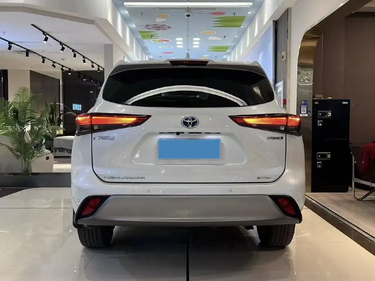 2023 Toyota Highlander 2.5L 189HP L4 E-CVT Hybrid,autocango,china used car exporter,china ev exporter,chinese used car exporter,chinese used ev exporter