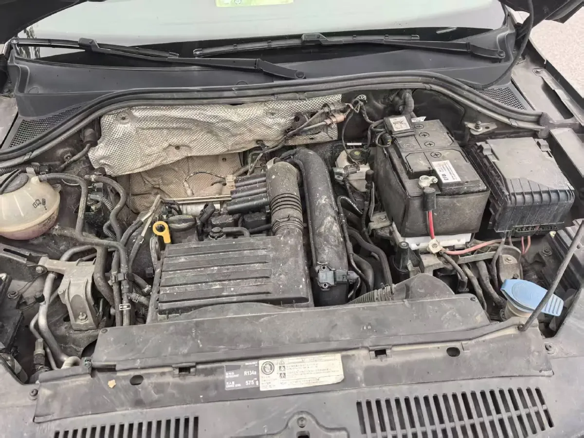 2016 Volkswagen Touran 1.4T 150HP L4 7DCT,autocango,china used car exporter,china ev exporter,chinese used car exporter,chinese used ev exporter