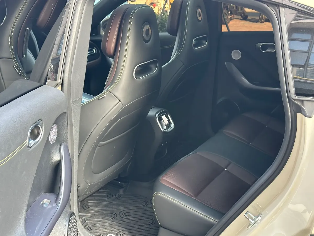 2023 Smart smart Elf 3 BEV 66KWH,autocango,china used car exporter,china ev exporter,chinese used car exporter,chinese used ev exporter