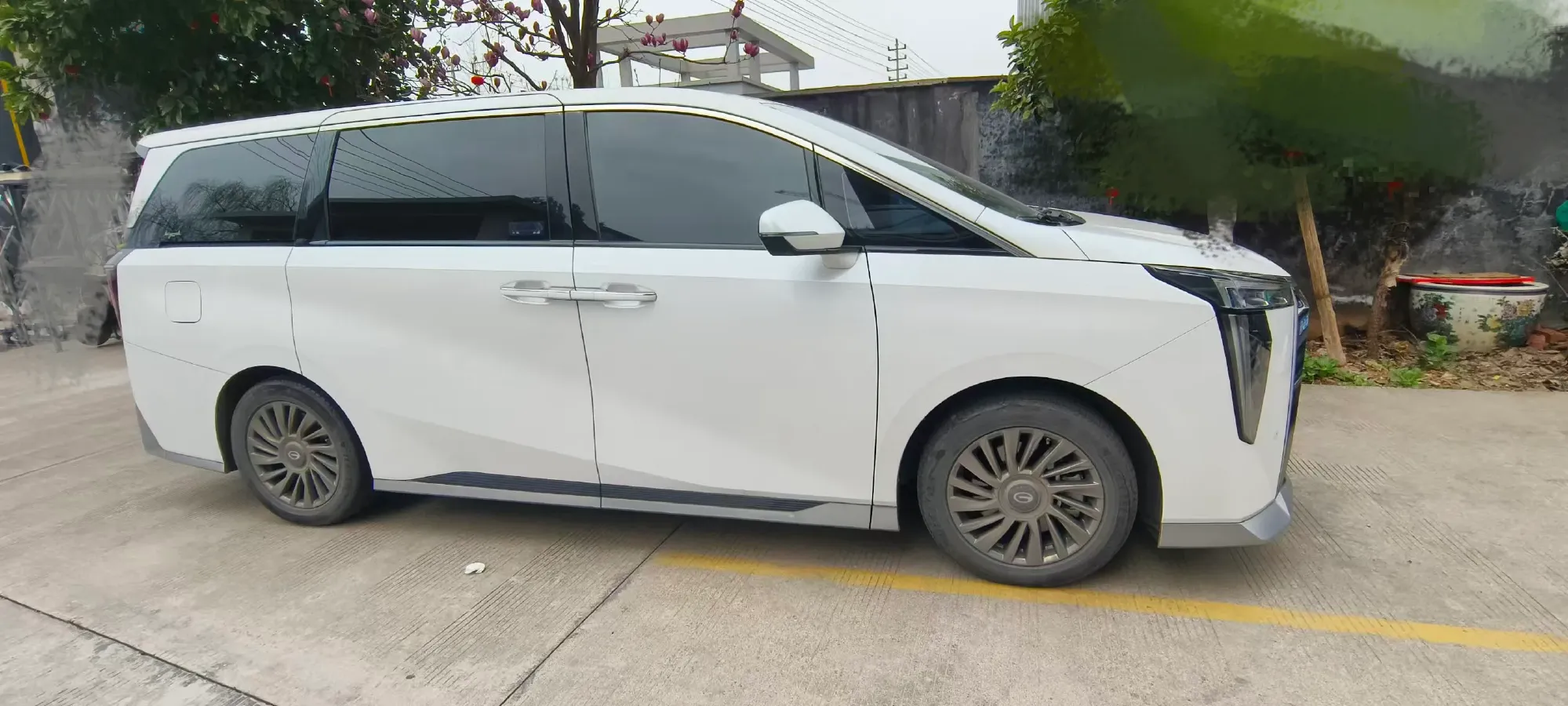 2023 GAC Trumpchi M8 2.0T 190HP L4 E-CVT Hybrid,autocango,china used car exporter,china ev exporter,chinese used car exporter,chinese used ev exporter