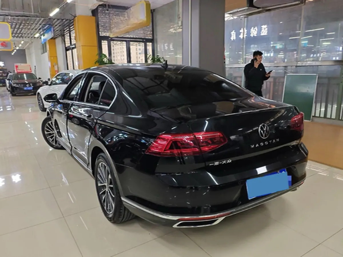 2020 Volkswagen Magotan 2.0T 186HP L4 7DCT,autocango,china used car exporter,china ev exporter,chinese used car exporter,chinese used ev exporter