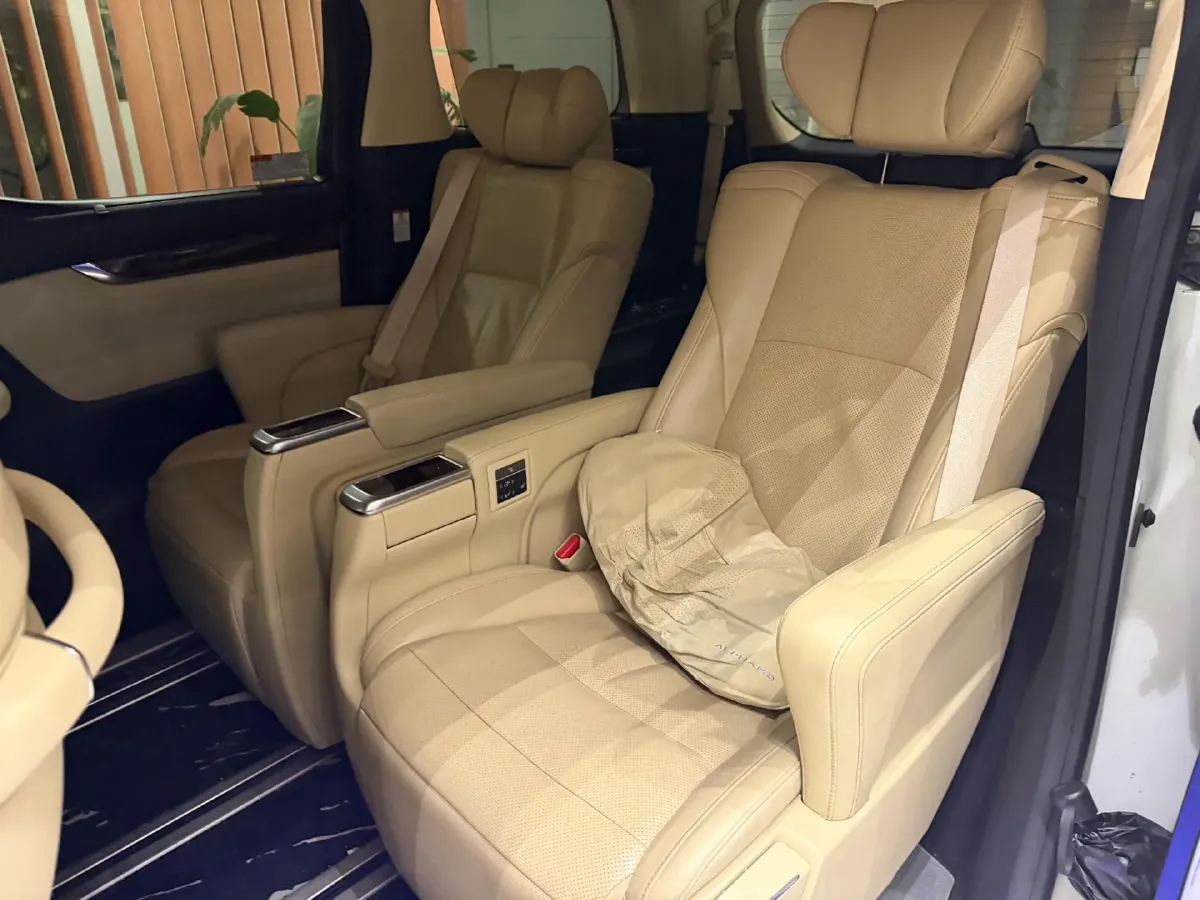 2021 Toyota Alphard 2.5L 117HP L4 E-CVT Hybrid,autocango,china used car exporter,china ev exporter,chinese used car exporter,chinese used ev exporter
