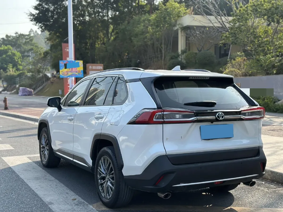 2023 Toyota Frontlander 2.0L 171HP L4 CVT,autocango,china used car exporter,china ev exporter,chinese used car exporter,chinese used ev exporter