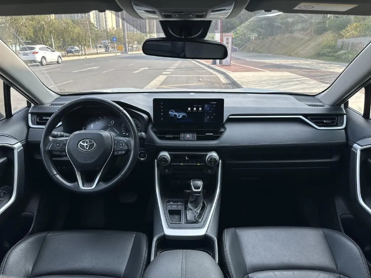 2023 Toyota Frontlander 2.0L 171HP L4 CVT,autocango,china used car exporter,china ev exporter,chinese used car exporter,chinese used ev exporter