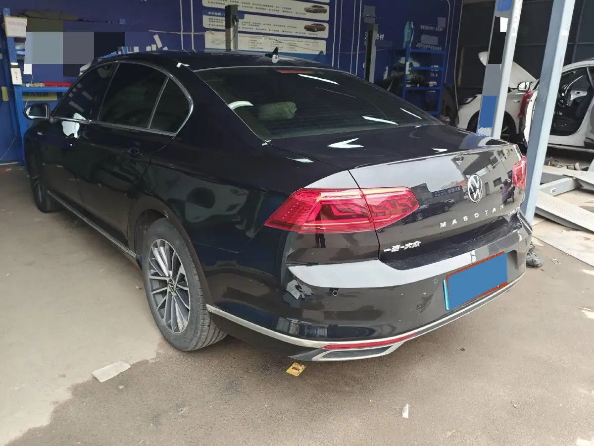 2020 Volkswagen Magotan 2.0T 186HP L4 7DCT,autocango,china used car exporter,china ev exporter,chinese used car exporter,chinese used ev exporter