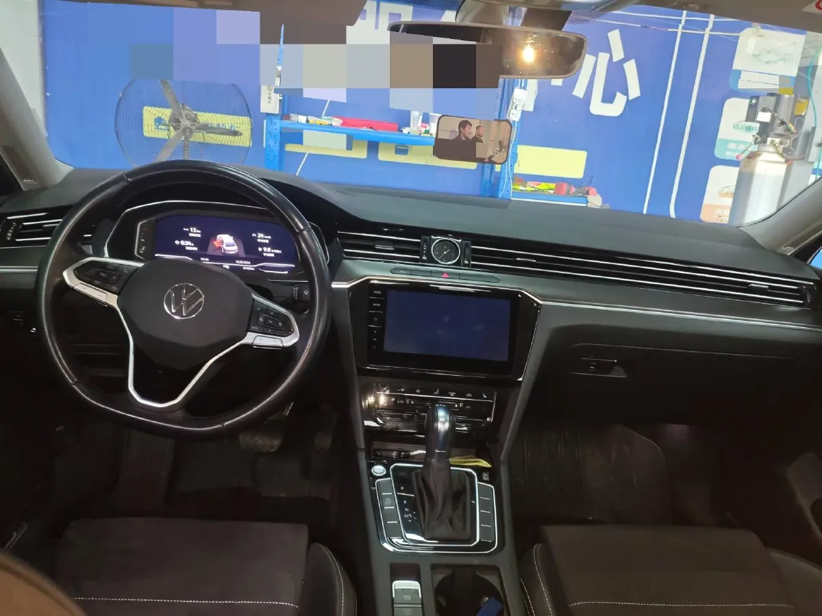 2020 Volkswagen Magotan 2.0T 186HP L4 7DCT,autocango,china used car exporter,china ev exporter,chinese used car exporter,chinese used ev exporter