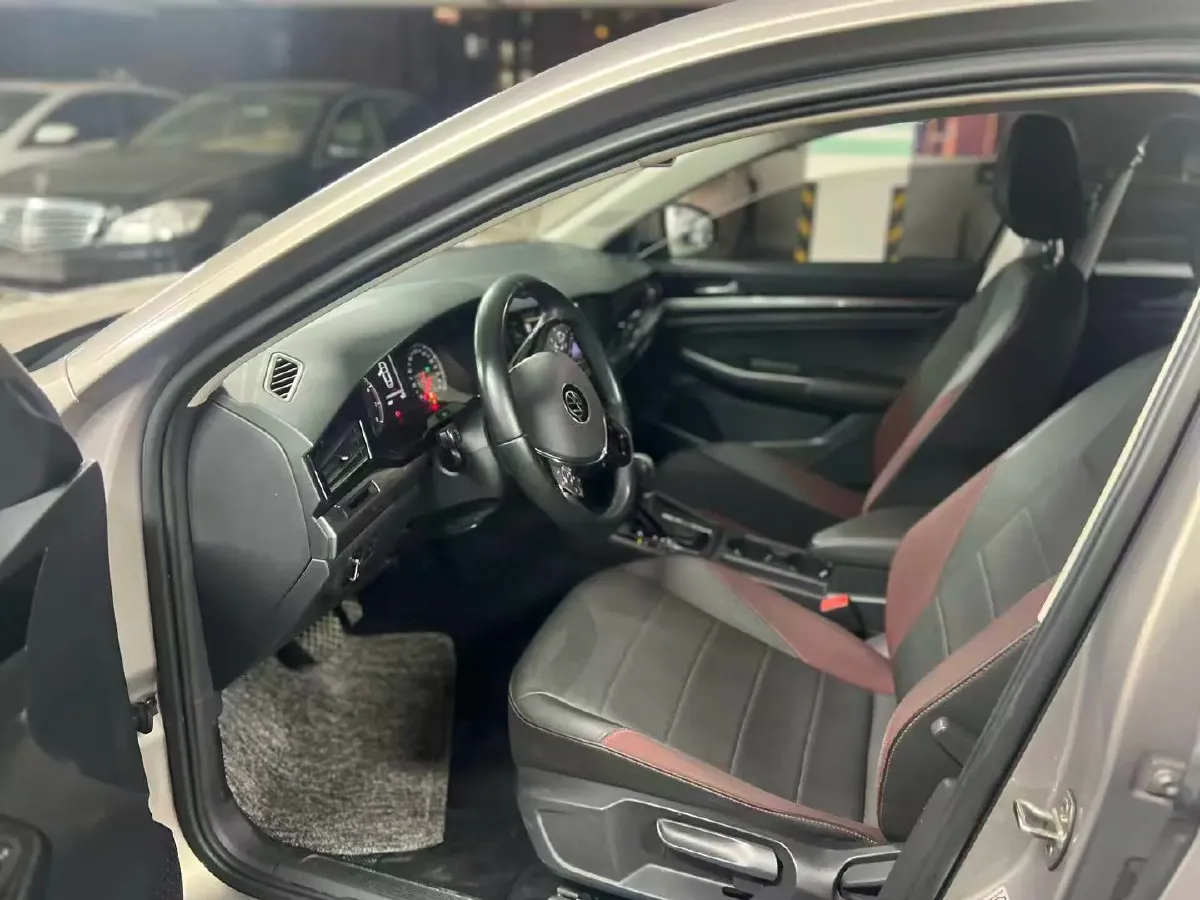 2021 Volkswagen Bora 1.5L 113HP L4 6AT,autocango,china used car exporter,china ev exporter,chinese used car exporter,chinese used ev exporter