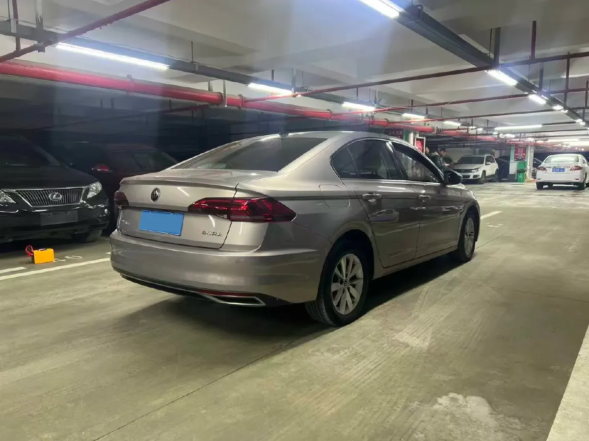 2021 Volkswagen Bora 1.5L 113HP L4 6AT,autocango,china used car exporter,china ev exporter,chinese used car exporter,chinese used ev exporter