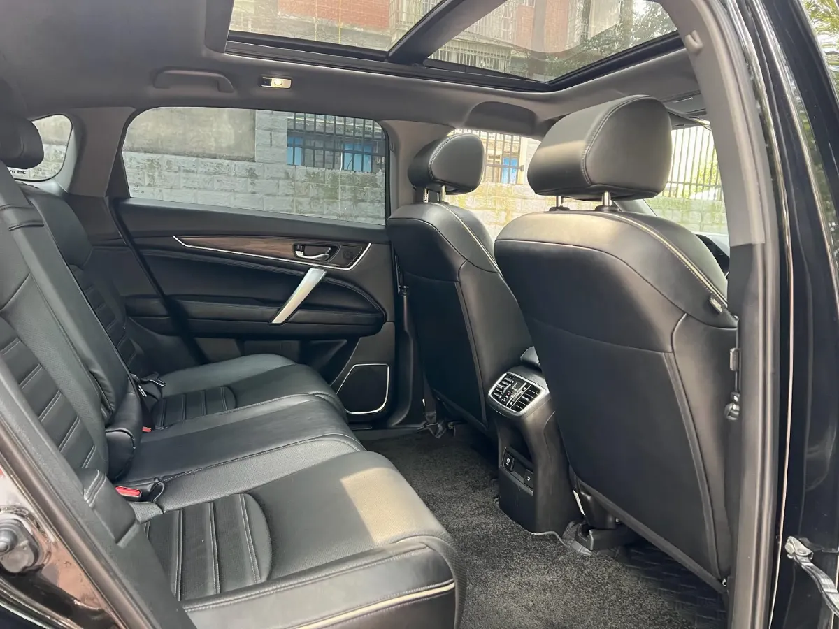 2020 Honda UR-V 1.5T 193HP L4 CVT,autocango,china used car exporter,china ev exporter,chinese used car exporter,chinese used ev exporter