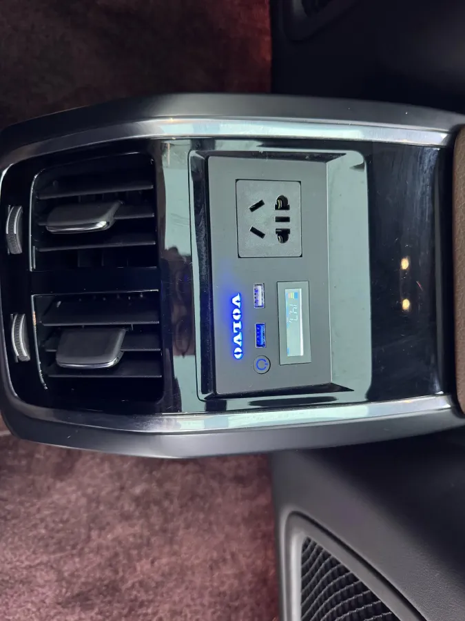 2021 Volvo S90 2.0T 250HP L4 8AT,autocango,china used car exporter,china ev exporter,chinese used car exporter,chinese used ev exporter