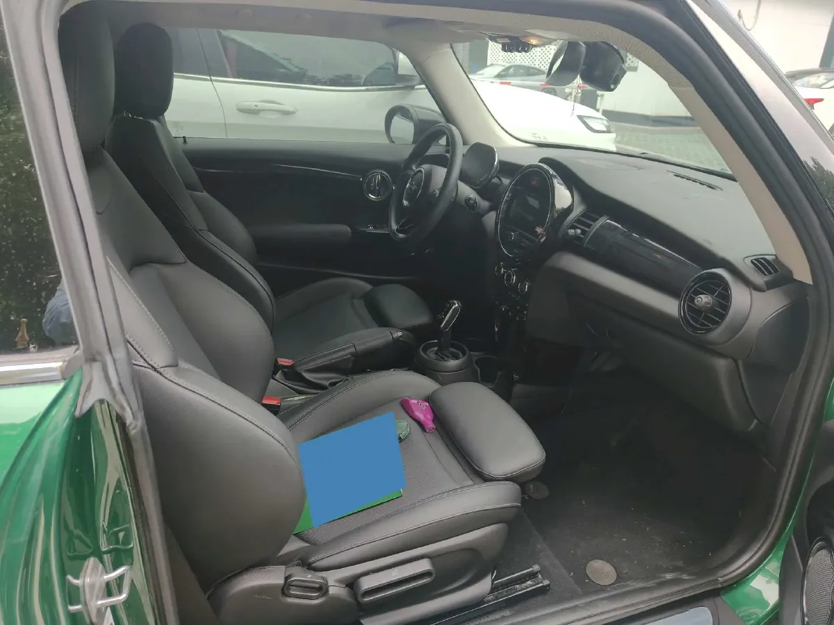 2021 MINI MINI 1.5T 136HP L3 7DCT,autocango,china used car exporter,china ev exporter,chinese used car exporter,chinese used ev exporter