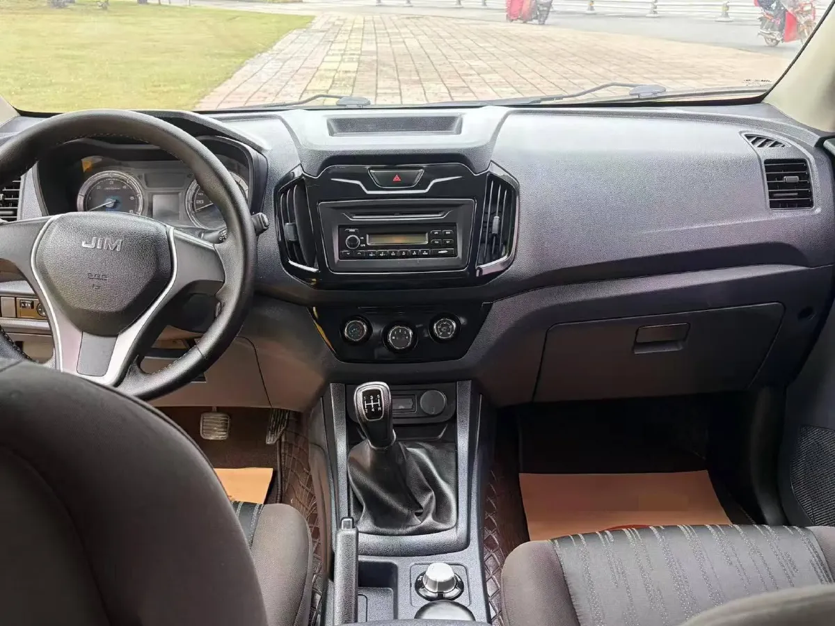 2020 Isuzu Jim 2.5T 150HP L4 6MT,autocango,china used car exporter,china ev exporter,chinese used car exporter,chinese used ev exporter