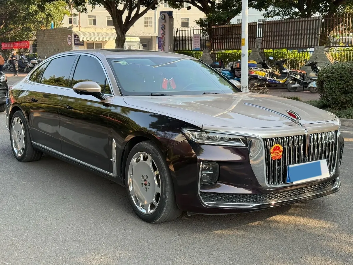 2020 HongQi H9 2.0T 252HP L4 7DCT,autocango,china used car exporter,china ev exporter,chinese used car exporter,chinese used ev exporter