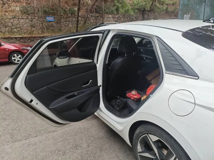 2022 Hyundai Elantra 1.5L 115HP L4 CVT,autocango,china used car exporter,china ev exporter,chinese used car exporter,chinese used ev exporter