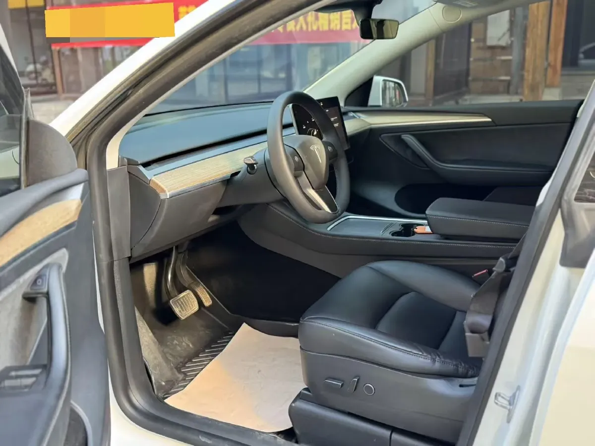 2022 Tesla Model Y BEV 60KWH,autocango,china used car exporter,china ev exporter,chinese used car exporter,chinese used ev exporter