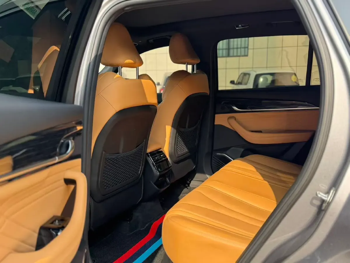 2024 Geely Monjaro 1.5T 163HP L4 3DHT Hybrid,autocango,china used car exporter,china ev exporter,chinese used car exporter,chinese used ev exporter