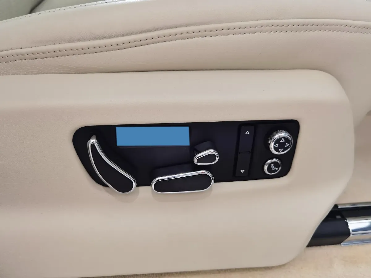 2021 Bentley Bentayga 4.0T 550HP V8 8AT,autocango,china used car exporter,china ev exporter,chinese used car exporter,chinese used ev exporter