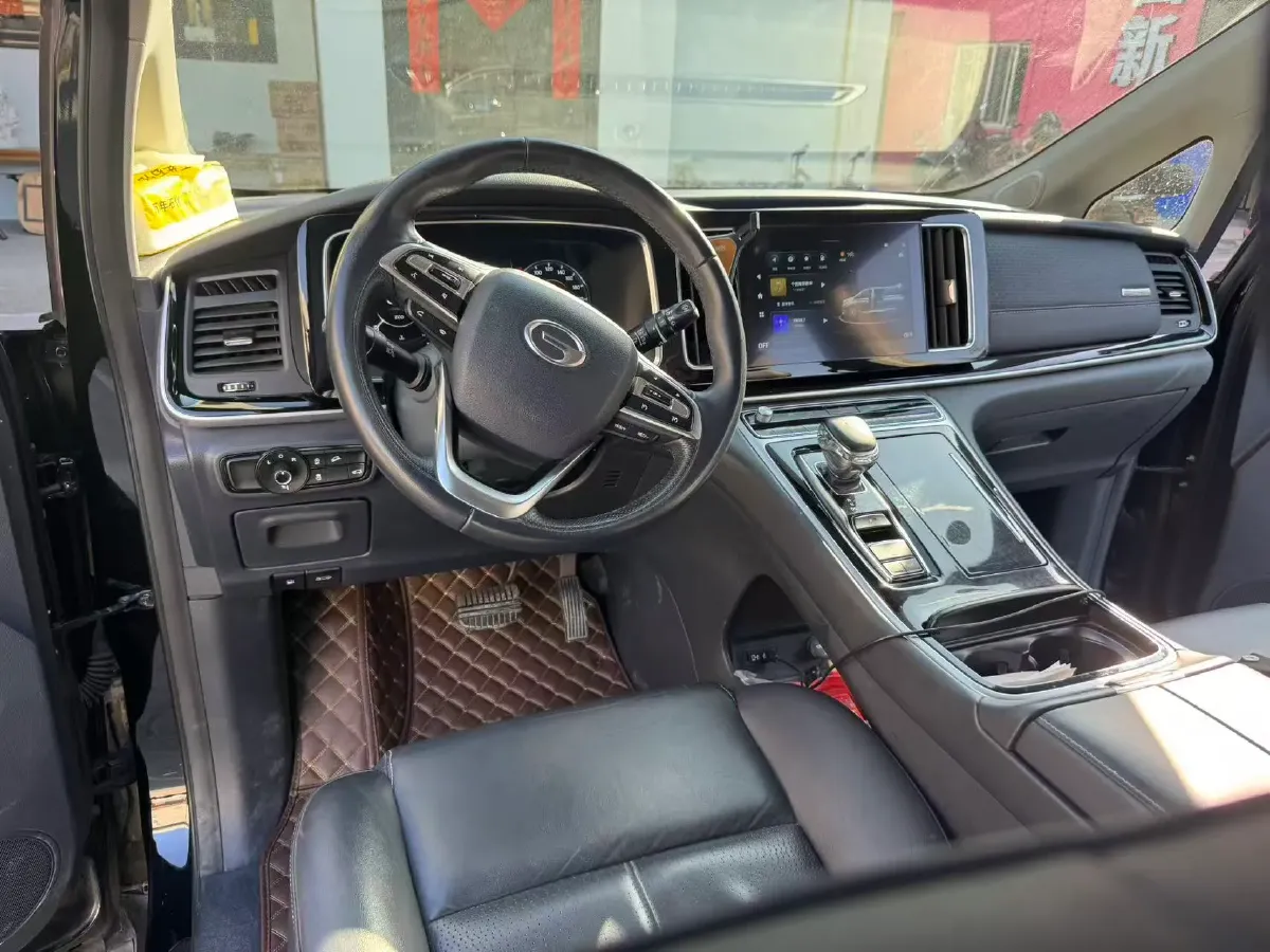 2021 GAC Trumpchi M8 2.0T 252HP L4 8AT,autocango,china used car exporter,china ev exporter,chinese used car exporter,chinese used ev exporter